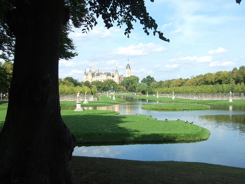 2009-08- (108).JPG - Der historische Schlossgarten